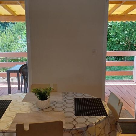 Mobilhome Lac De Guerledan Caurel  エクステリア 写真