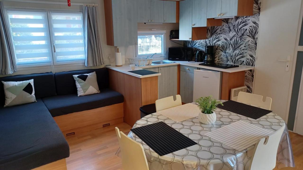 Mobilhome Lac De Guerledan Caurel  エクステリア 写真